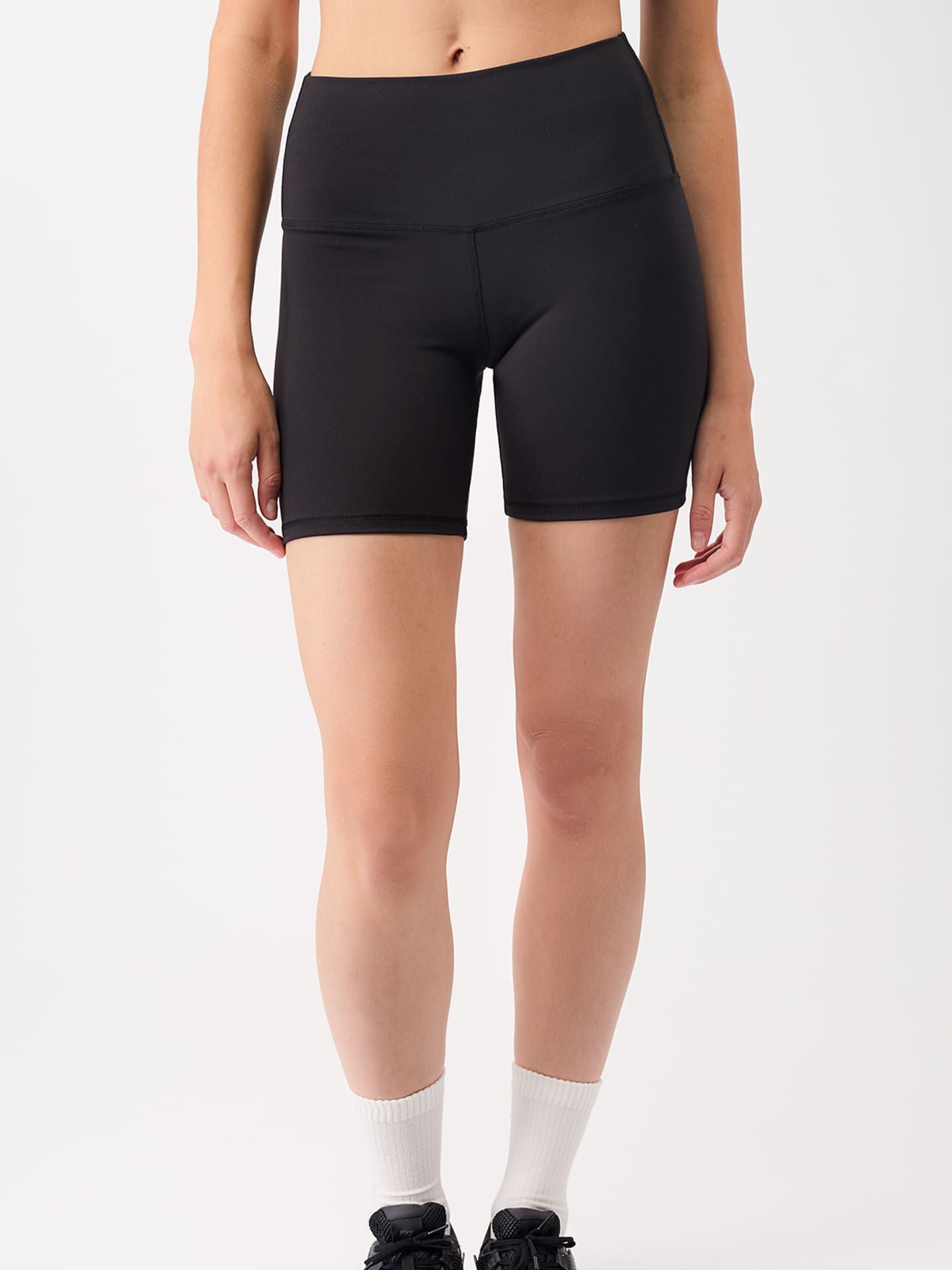 Mandala Biker Shorts black L